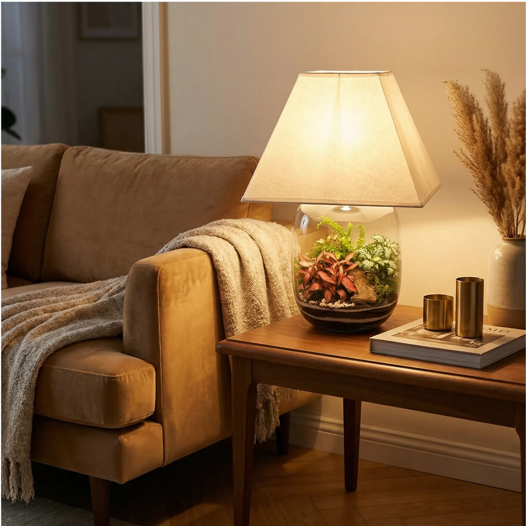 Lamparium Oasi Lux Elegant acceso in soggiorno elegante con luce calda serale