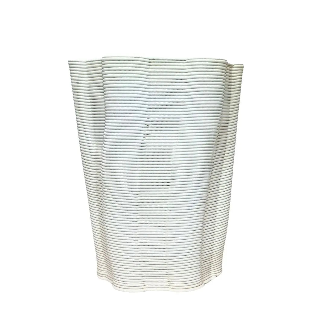 Ista frontale vaso grande venezia ovale con texture rigata di colore bianco opaco 