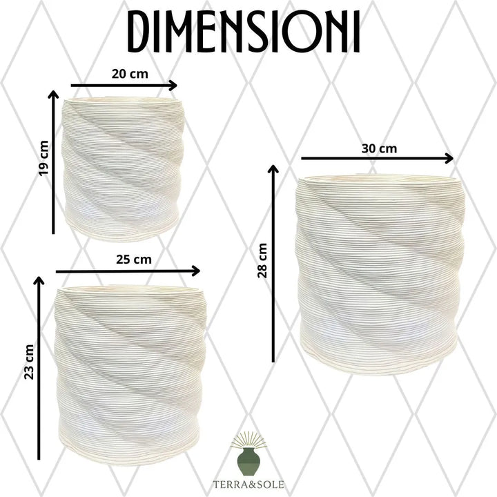 Set Calipso Terra&Sole in argilla bianca naturale, vasi artigianali disponibili in tre misure, design moderno e sostenibile.