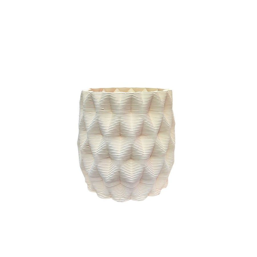 Vaso Rua Terra&Sole in argilla bianca naturale con texture geometrica tridimensionale, ideale come vaso decorativo o cache-pot per piante da interno.