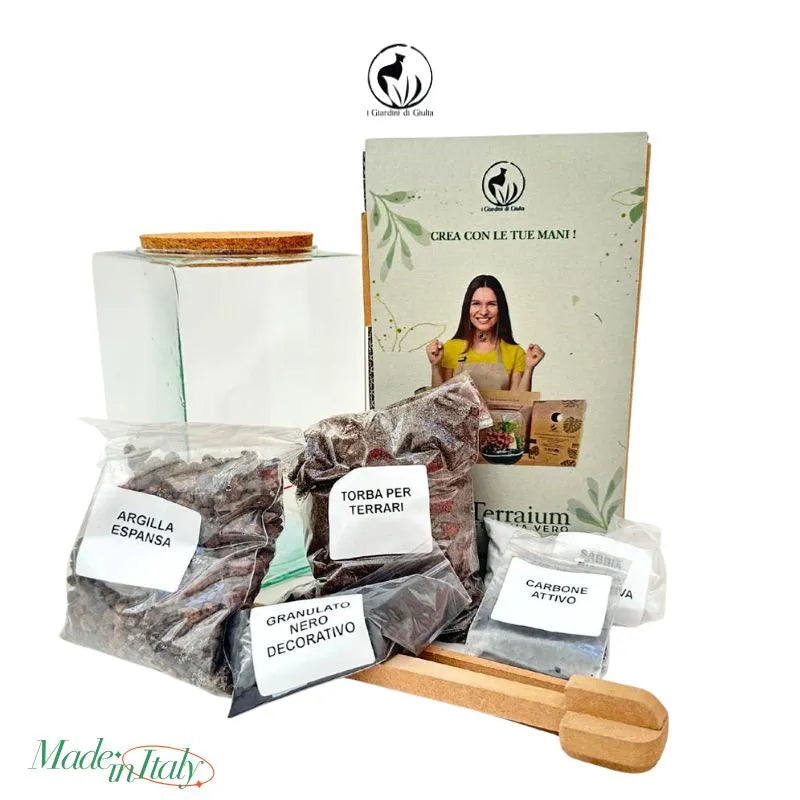 immagine che mostra il kit terrarium senza piante con tutti i materiali che compongono questo kit 