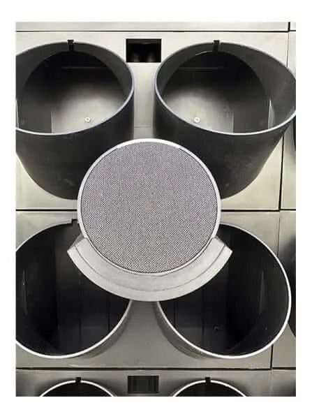 Dettaglio modulo vaso con speaker alexa del sistema Verde Viva

