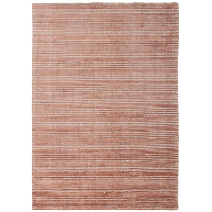 Tappeto effetto bouclé a righe orizzontali color terracotta – stile moderno e tessitura fine.