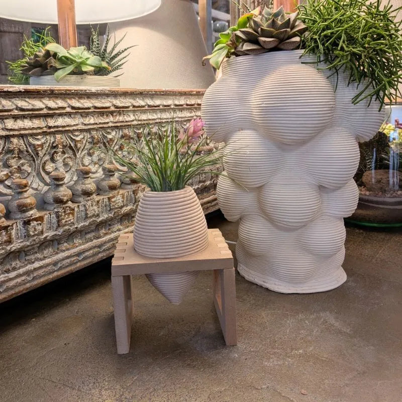 immagine che mostra la composizione posta in un ambiente domestico 